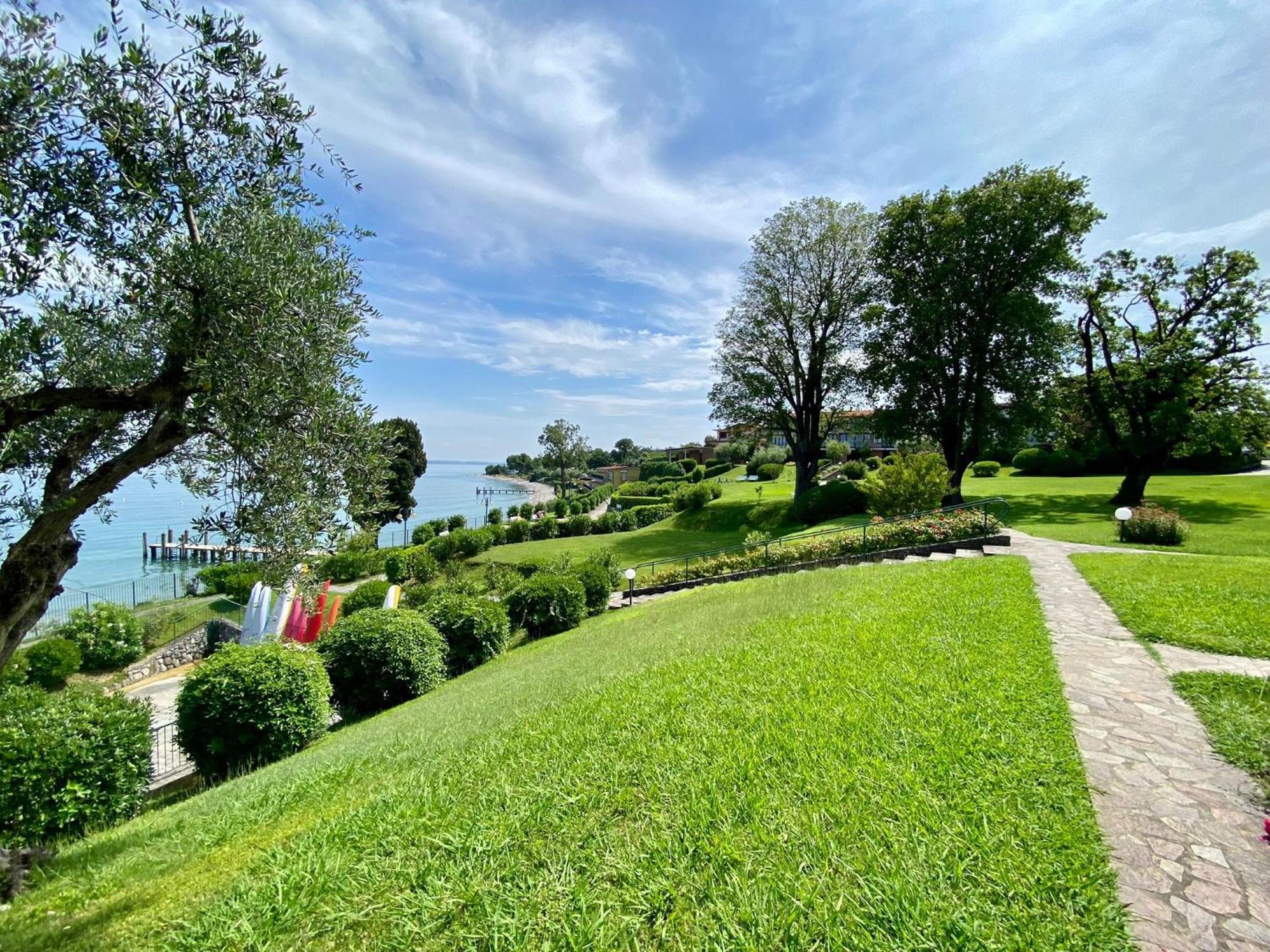 Front Lake Amazing View Manerba del Garda Zewnętrze zdjęcie